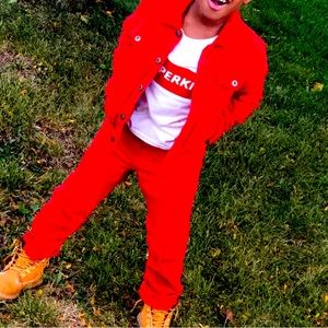 Red denim set Jordan Craig worn once this is a size 7 in boys